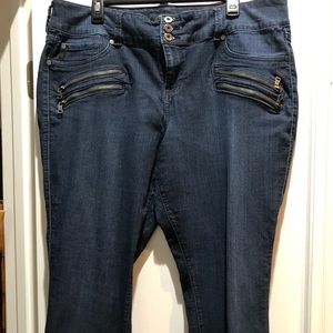 Torrid Multizip Jegging- 20R